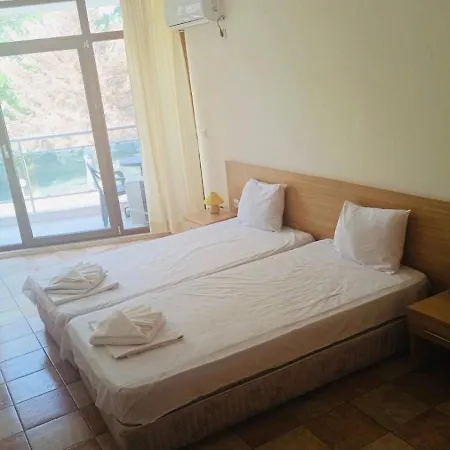 Kaya Atelie 1 Sunny Apartment Sunny Beach