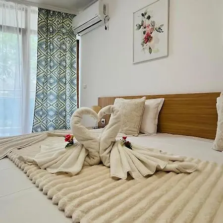 Kaya Atelie 1 Sunny Slantchev Briag